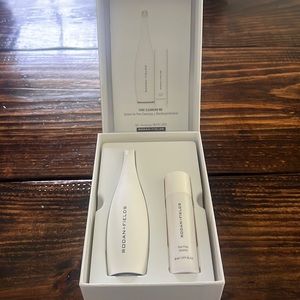 ✨BRAND NEW✨ Pore Cleansing + Blackhead Removal